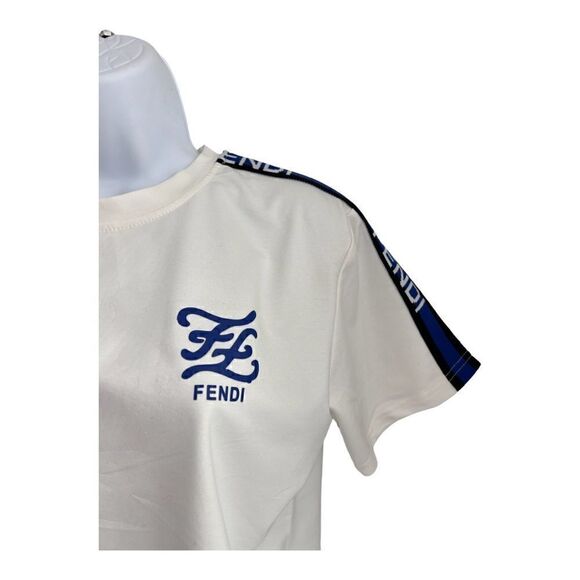 FASHION And Stylish Two Pieces Pants And โ T-Shirt. SizeโS - Picture 7 of 8